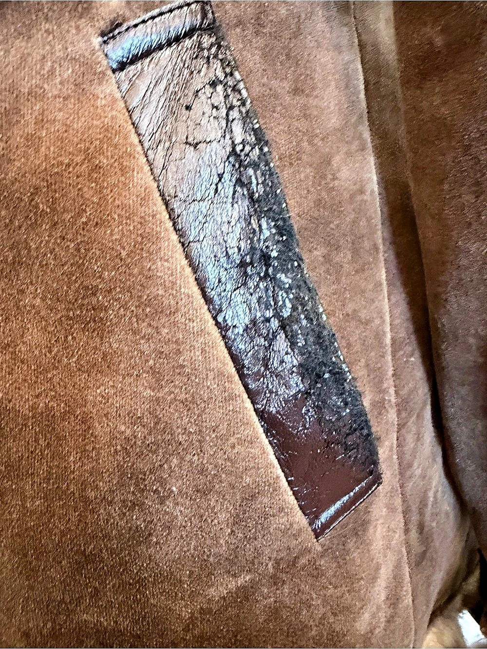 Burberry Brown Shearling-Trim Jacket - Picture 11 of 11